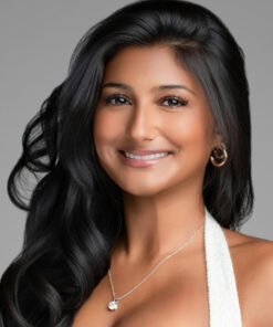 14. Julia Feroz
