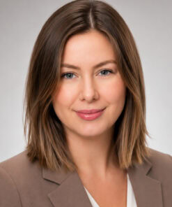 32. Dana Maier